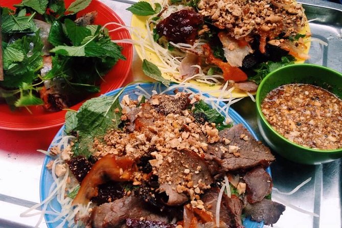 Hanoi Private Walking Tour: Street Food (HOT HOUR PROMOTING) - Two hours among Hanoi’s 36 Streets
