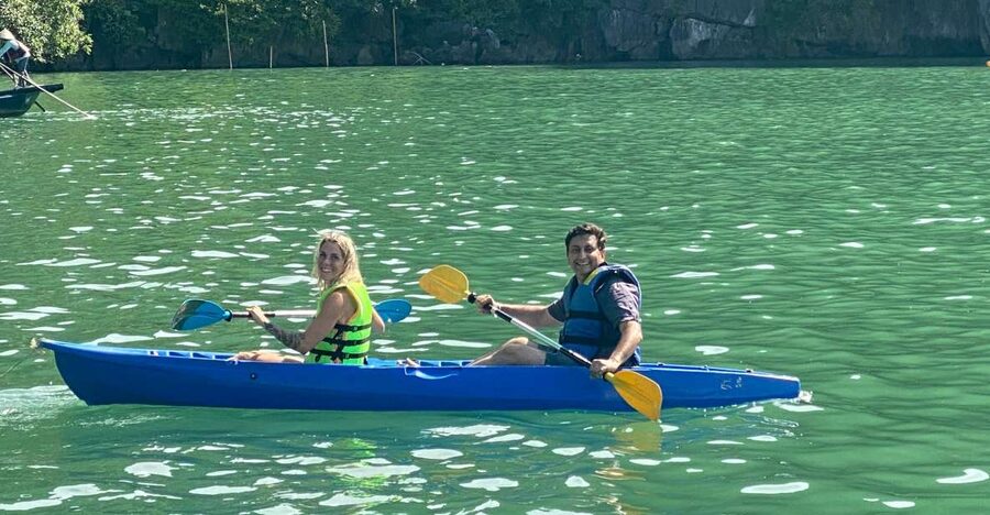 Hanoi: Roundtrip Halong Bay Islands, Caves, Kayaking & Lunch - Lunch while the boat passes Ha Long Bay icons