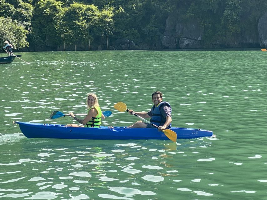 Hanoi: Roundtrip Halong Bay Islands, Caves, Kayaking & Lunch - The highway ride from Hanoi to Tuan Chau
