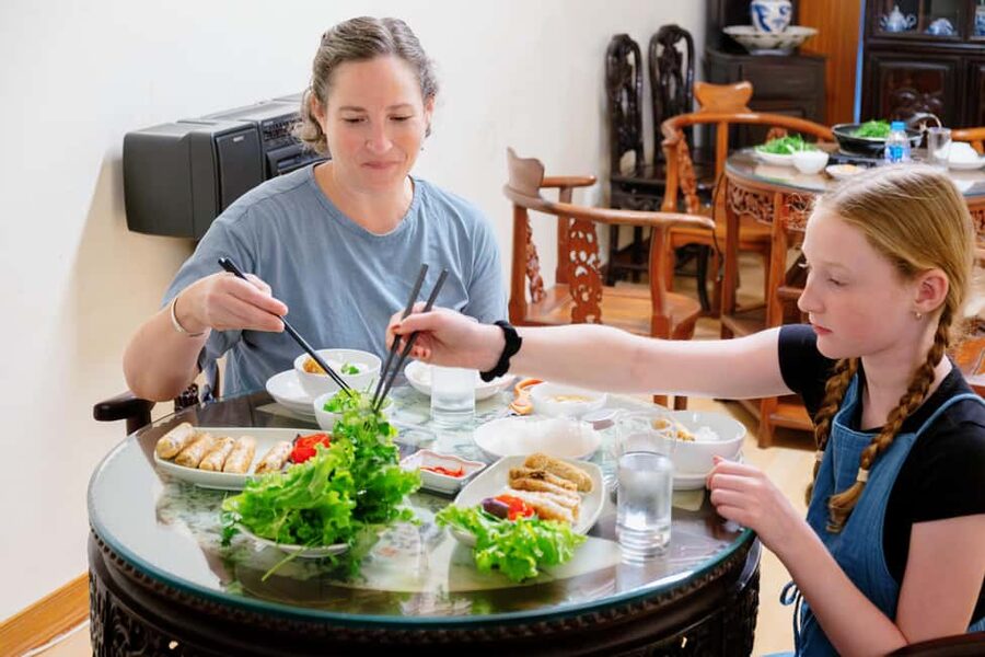 Hanoi's Heritage: Embroidery Workshop in Ancient House - Who should book this Hanoi workshop