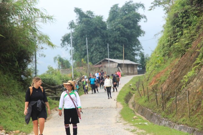 Hanoi - Sapa 3 Day 2 Night Trekking With Hotel & Homestay - Ta Van is a practical homestay night, not a luxury stay