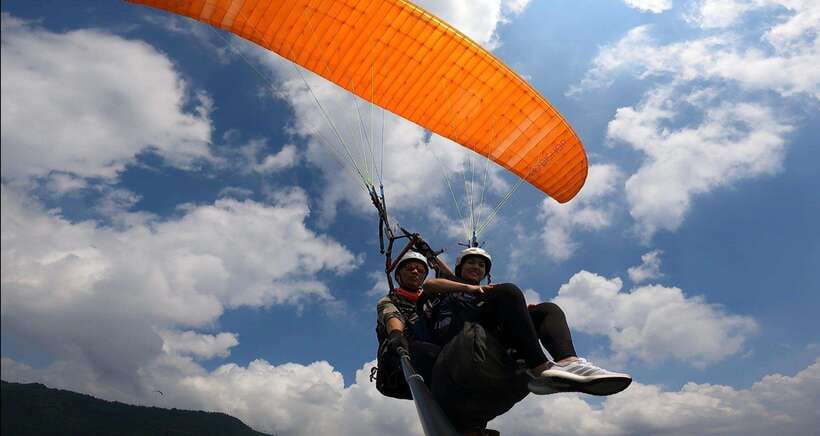 Hanoi Sky Tour: Paragliding - The takeoff briefing and tandem flight