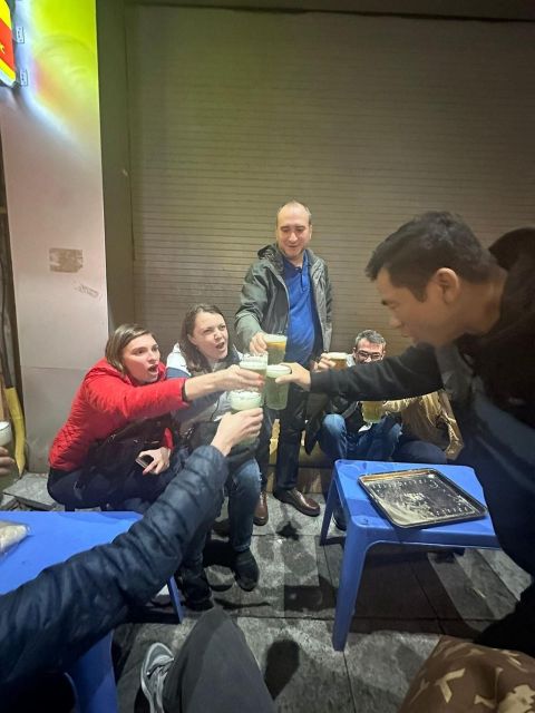Hanoi: Small-group Street Food and Walking Tour - Banh cuon, a gentle start to Hanoi’s flavors