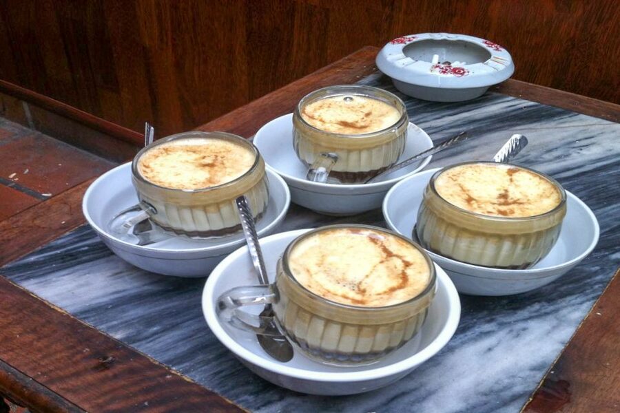 Hanoi: Small-Group Street Food Walking Tour - Sticky rice, ice cream, and mango