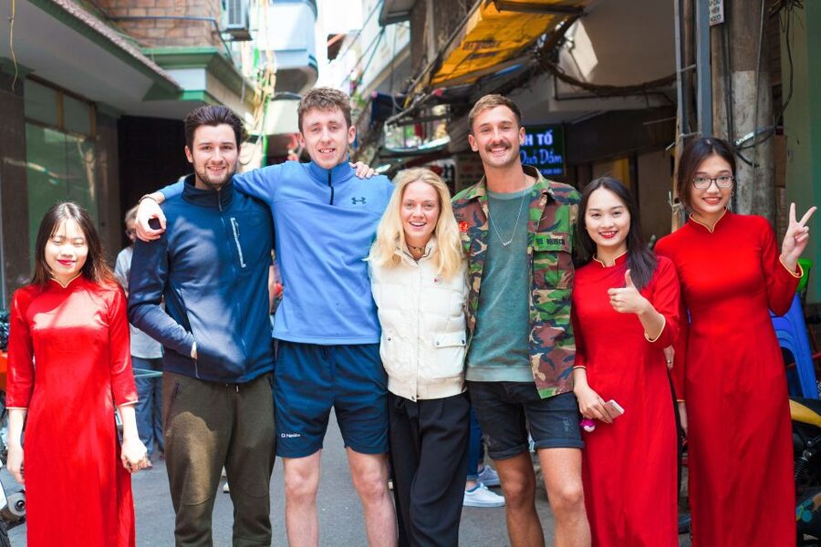 Hanoi: Small-Group Street Food Walking Tour - Ending with Hanoi egg coffee