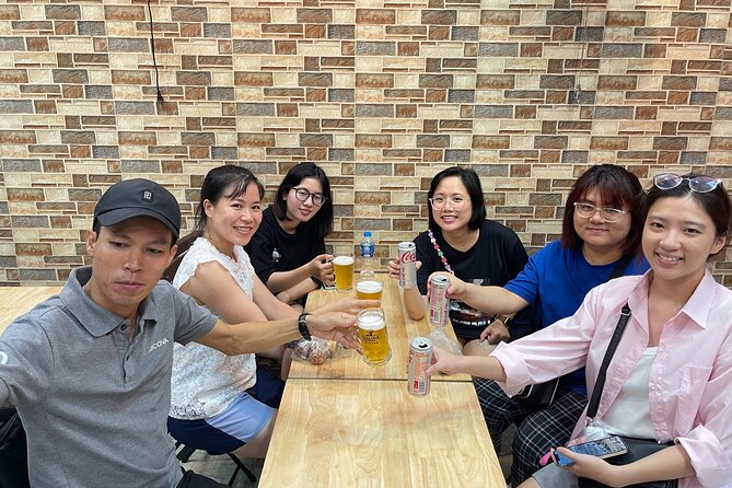 Hanoi Street Eats Evening Small Group Tour - Bia hoi, low stools, and the first round of food