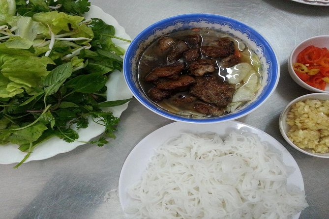 Hanoi Street Food Experience by Walking - Tasting Hanoi’s classic street foods