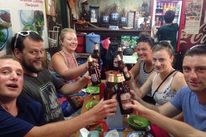 Hanoi Street Food + Night Life Tour - Timing, meeting point, and group size