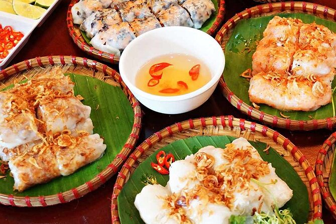 Hanoi Street Food Tour Taste 6 Local Dishes and Drinks - Fruit dessert, egg coffee and bia hoi