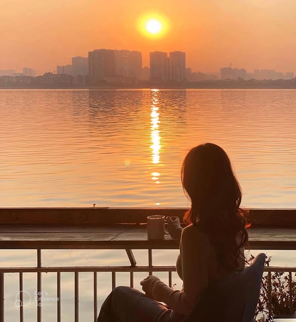 Hanoi: Sunset Highlights Tour with Ao Dai Costume - The Ho Chi Minh Mausoleum area and Hanoi’s civic sights