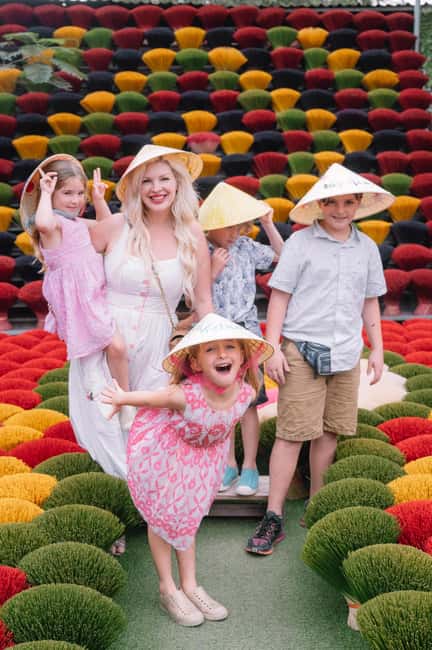 Hanoi: Thang Nghiem Pagoda Or Incense Village & Hat Village - Painting a Non La in Chuong Village