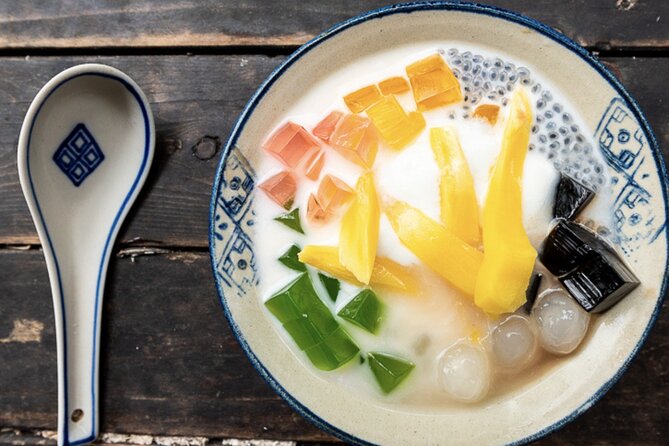 Hanoi Vegan Street Food Tour and Train Street - Key points to know before booking