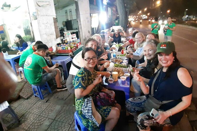 Hanoi Vespa After Dark Street Food Tour -Hidden Gem-Train Street - Why a Vespa is the right way to see Hanoi after dark
