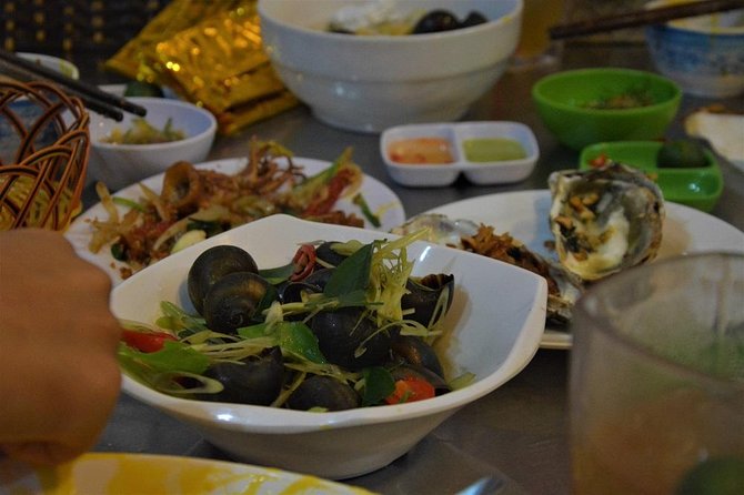 Hanoi Vespa Tours: Hanoi After Dark Vespa Food Tours - What the guides and drivers add