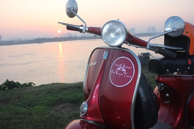 Hanoi Vespa Tours: Hanoi Vintage Vespa Tours Countryside - What the Vespa setup is really like