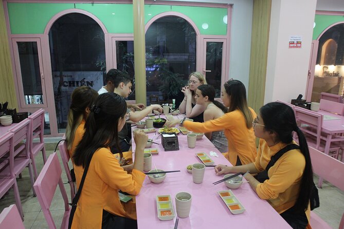 Hanoi Vespa Tours Led By Women: Hanoi Vespa Tour City Half Day - Why a Vespa is a smart way to see Hanoi