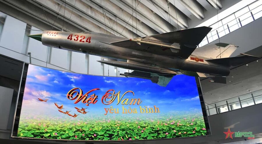 Hanoi: Vietnam Military History Museum and Hanoi Museum Tour - Hanoi Museum’s four floors and inverted pyramid