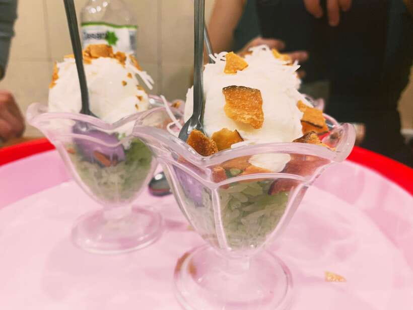 Hanoi: Vietnamese Street Food Tour with Egg Coffee - Private tour or small group?