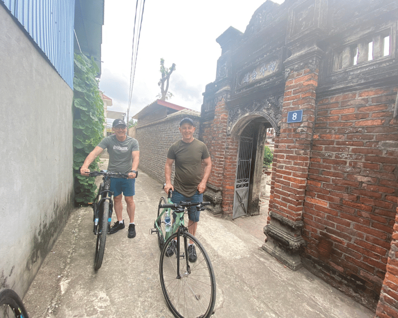 Hanoi Vintage Vespa Tours: A Half-Day Countryside Adventure - A 200-Year-Old House and the Shape of Village Life