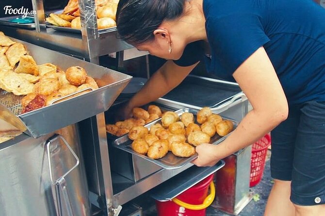 Hanoi Walking Street Food Tour with Train-Street Visit - Starting at 38 Bat Su Street in the Old Quarter