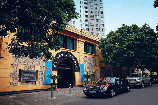 Hanoi War Sites Walking Tour - Key points at a glance