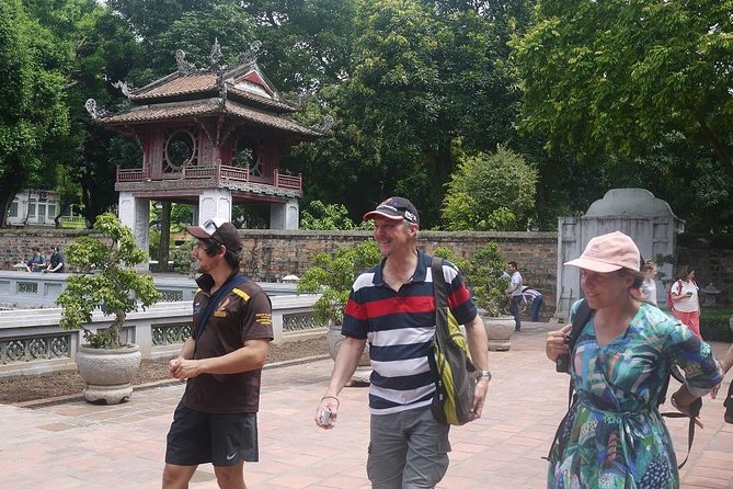 Highlight- Hanoi city tour and Cycle around old quarter - Hoan Kiem Lake, Hanoi’s social center