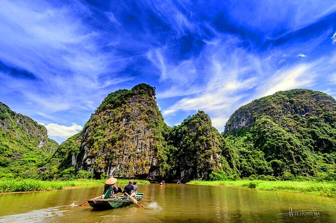 Highlight Ninh Binh Full Day Tour Tam Coc Boat, Mua Cave, Hoa Lu - Transport, timing, and group comfort
