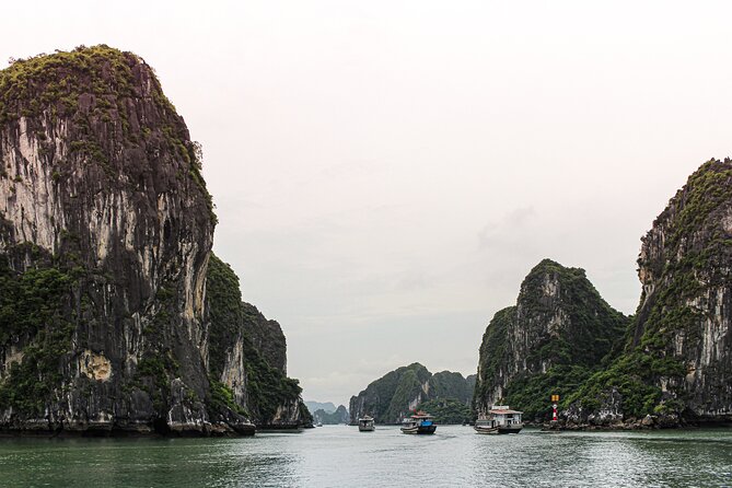 Highlights Of Vietnam and Cambodia In 10 Days - Day 7: Crossing from Vietnam to Cambodia