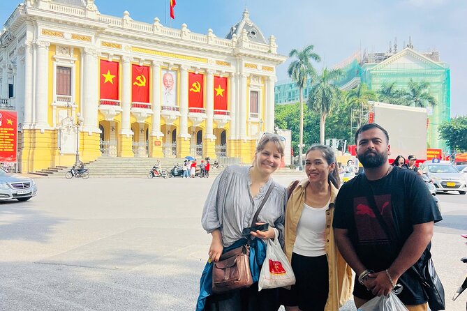 Hoa Lo Prison and Little Paris Tour in Hanoi (French Quarter) - The State Bank and the colonial story
