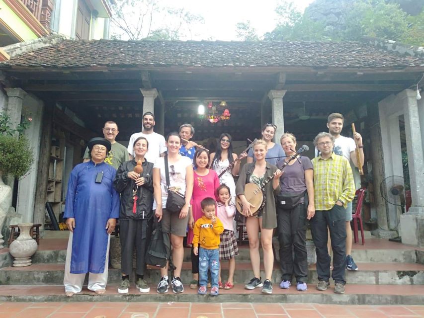 Hoa Lu, Mua Cave and Trang An Small-Group Boat Tour - Hoa Lu and Vietnam’s early capitals