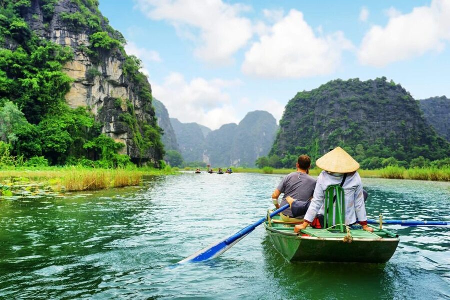 Hoa Lu, Mua Cave and Trang An Small-Group Boat Tour - Who will enjoy this tour most
