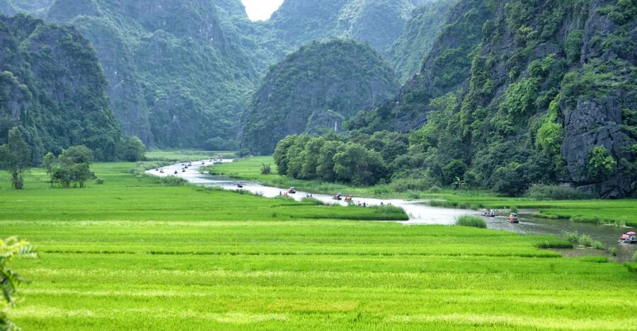 Hoa Lu-Mua Cave-Tam Coc-Bich Dong-Thung Nham National Park - Why two days works well in Ninh Binh