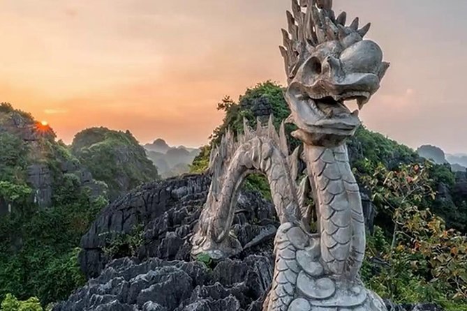 Hoa Lu -Tam Coc - Mua Cave Full Day Trip with Limousine Bus - Who should book this full-day outing?