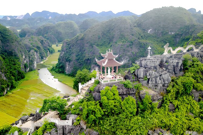 Hoa Lu Tam Coc Mua cave with local village - From Hanoi to the old royal center at Hoa Lu