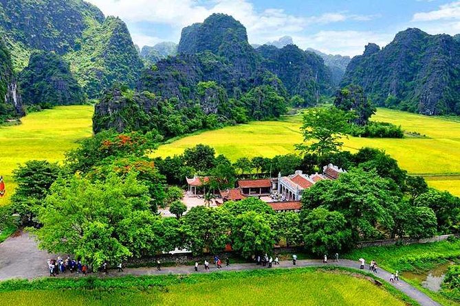 Hoa Lu - Trang An - Mua Cave- 1 Day Trip from Hanoi By Limousine and Small Group - Reaching Hoa Lu, Vietnam’s former capital