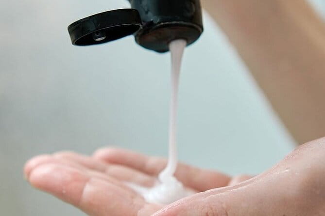 Hoang Spa Nourishing Shampoo & Head Shoulders Face Massage - Beginning with a drink at 3 Hàng Điếu