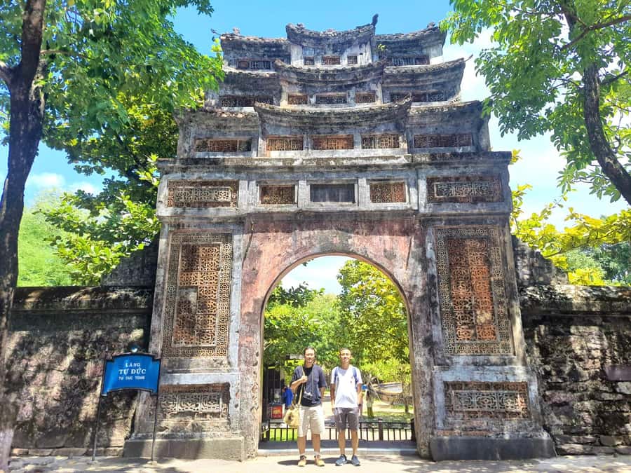 Hue: Royal Tombs & Imperial City Tour by Private Car - Practical advice for building your route