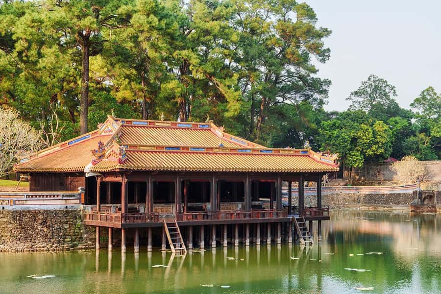 Hue: Royal Tombs & Imperial City Tour by Private Car - Thien Mu Pagoda and Tu Hieu Pagoda