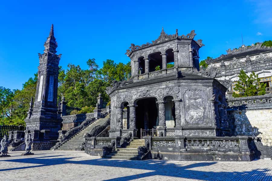 Hue: Royal Tombs & Imperial City Tour by Private Car - Incense village and Dong Ba Market