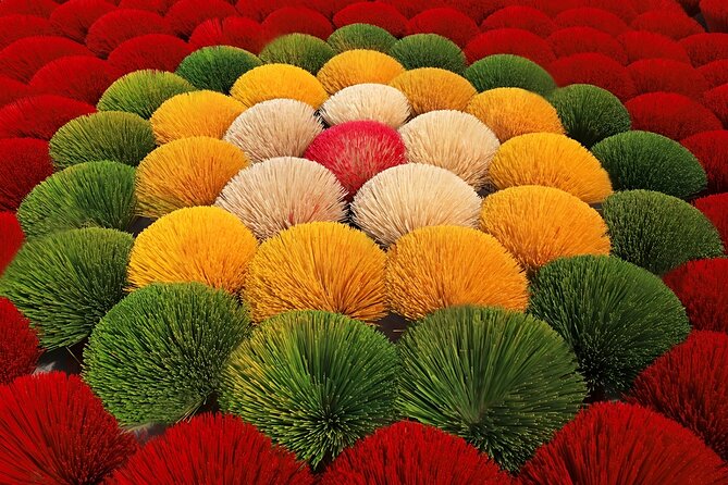 Incense Village Small Group of 9 Tour From Hanoi to Ninh Binh - Lunch in Tam Coc village