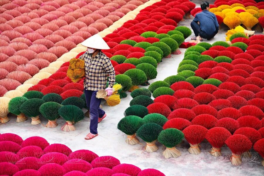 Incense Village-Tam Coc-Hoa Lu Small Group of 9 From Hanoi - Booking flexibility and practical details