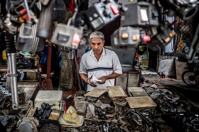 Into the Thieves Market Hanoi Photo Tour - Key points to know before booking