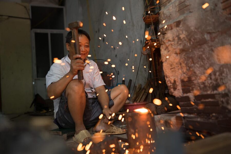 Knife Making in Blacksmith Village in Hanoi - Who will get the most from this workshop