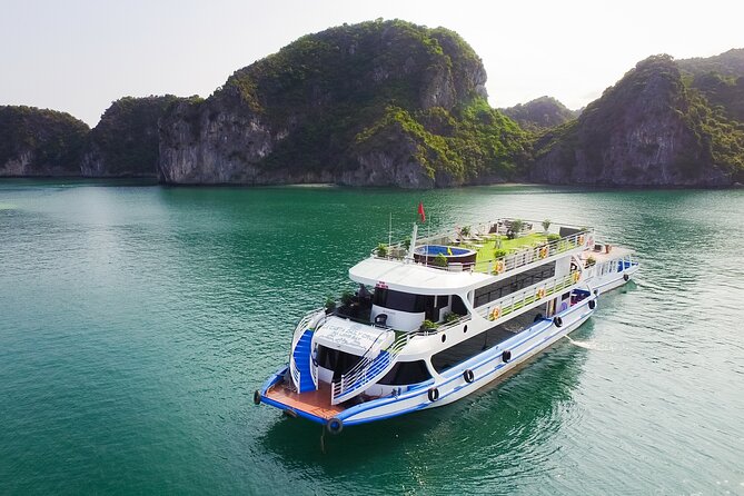 La Casta Cruise - Luxury Day Tour in Halong Bay (Expressway- Limousine) - Cruising through the limestone islands