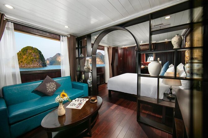 La Regina 2 days tour in Halong Bay & Bai Tu Long Bay - 4 star - Bai Tu Long Bay at its calmest