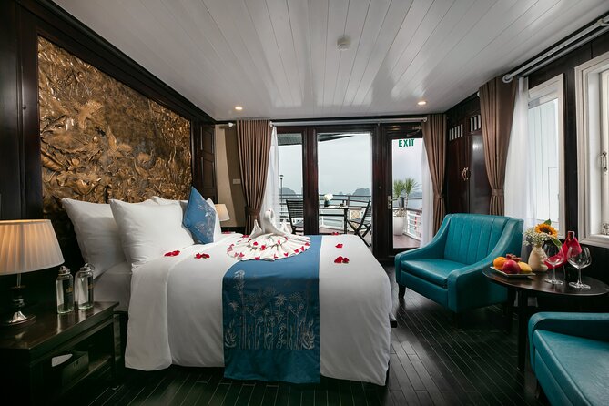 La Regina 2 days tour in Halong Bay & Bai Tu Long Bay - 4 star - Tai Chi before breakfast