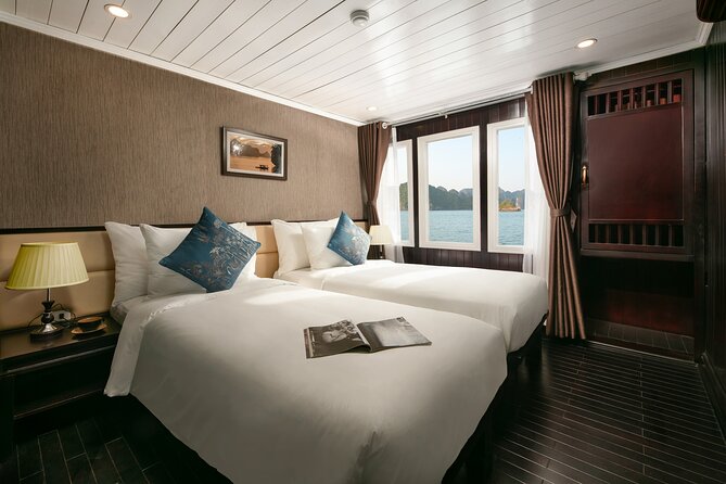 La Regina 2 days tour in Halong Bay & Bai Tu Long Bay - 4 star - Vung Vieng floating fishing village