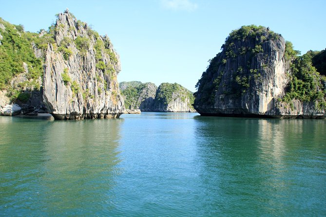 Lan Ha bay Boutique cruise 3D/2N: Kayaking - Swimming & Biking Viet Hai villages - What to pack and what to expect