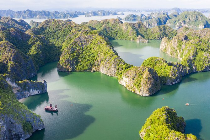 Lan Ha bay deluxe cruise 2 days: Kayaking & swimming at pristine places - Kayaking, swimming, and the quiet side of the bay