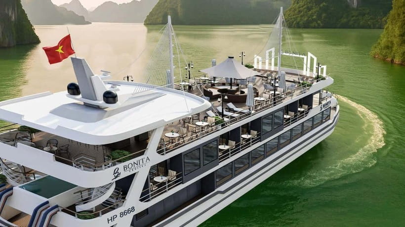 Lan Ha Bay Luxury Cruise with balcony - biking+kayak+tickets - Kayaking around Ba Trai Dao